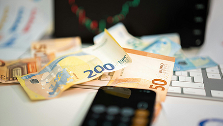 Tarifliche Ausbildungsvergütungen: Erneuter Anstieg Tarifliche Ausbildungsvergütungen: Erneuter Anstieg